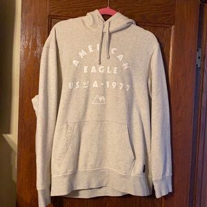American Eagle tan hoodie